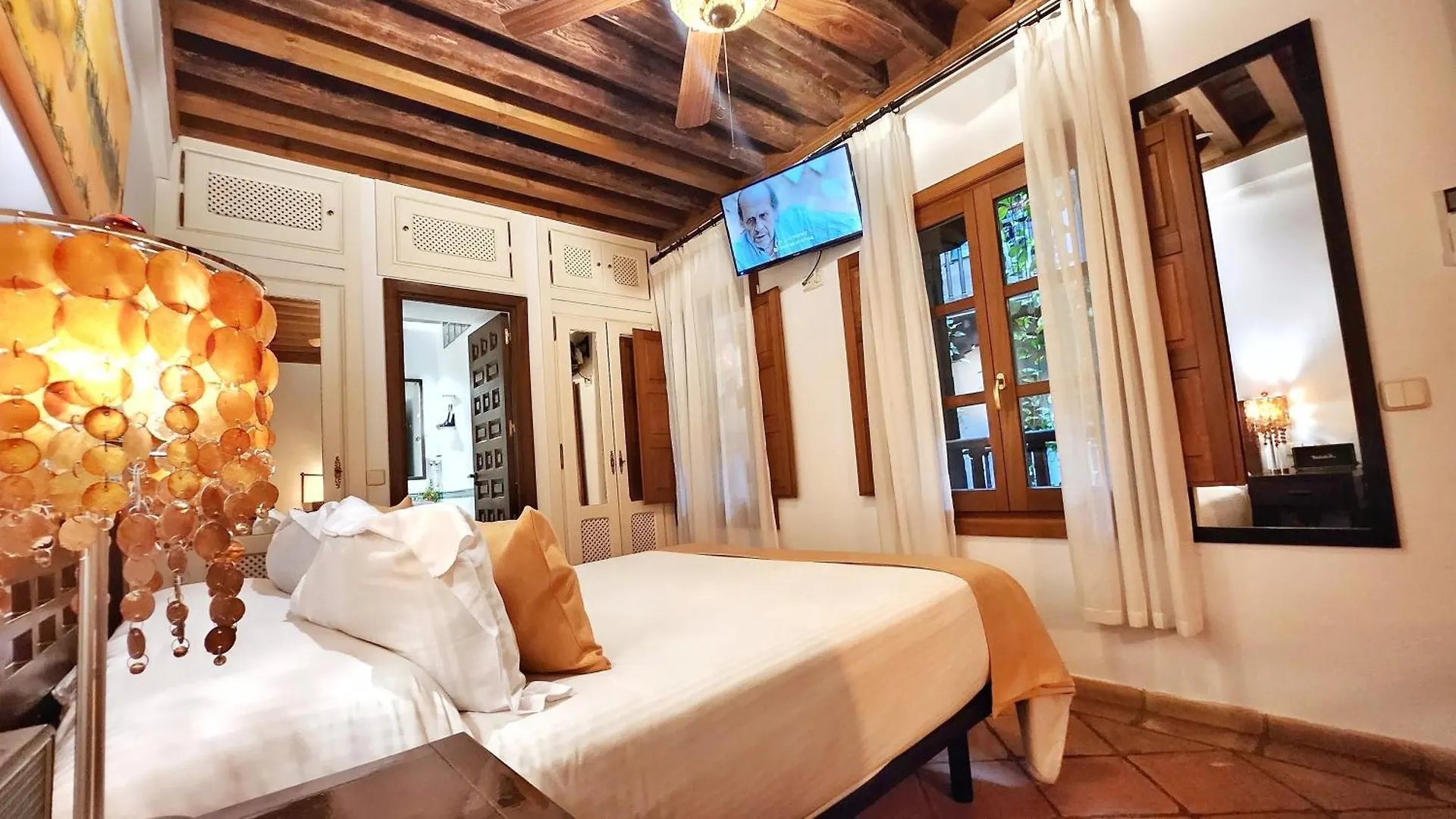 Entre Dos Aguas Hotel Boutique Toledo 3*,  Spain