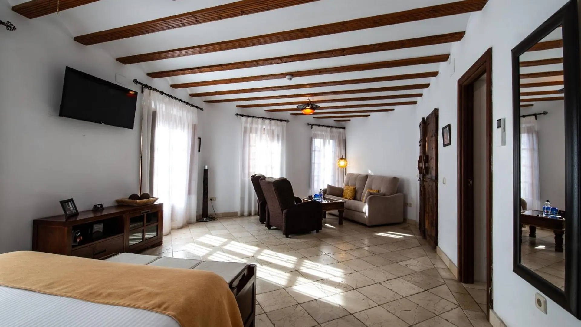 Entre Dos Aguas Hotel Boutique Toledo 3*,  Spain
